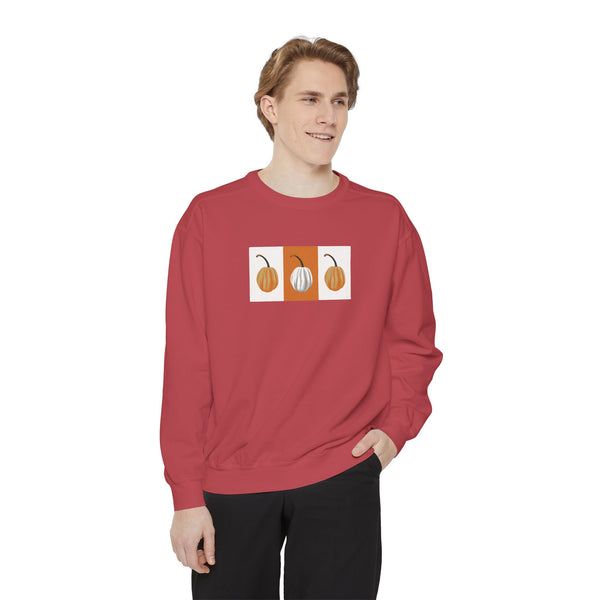 Copy of Cozy Autumn Pumpkin Sweatshirt, Unisex Fall Apparel, Perfect for Thanksgiving, Halloween Sweatshirt, Casual Pumpkin Design