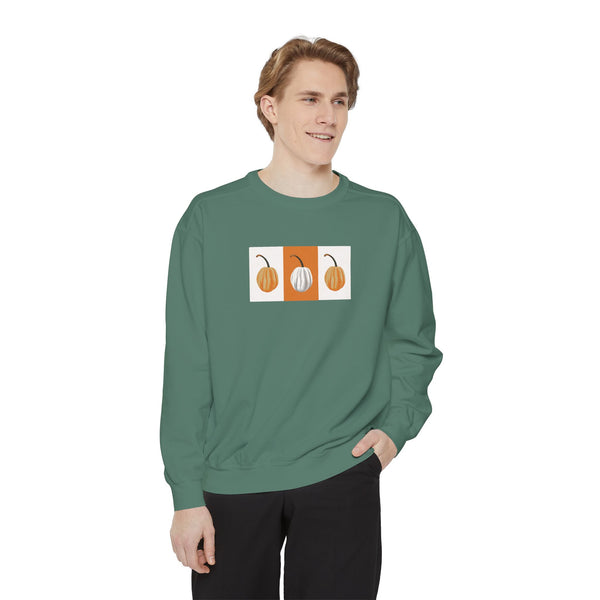 Copy of Cozy Autumn Pumpkin Sweatshirt, Unisex Fall Apparel, Perfect for Thanksgiving, Halloween Sweatshirt, Casual Pumpkin Design