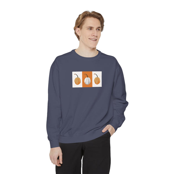 Copy of Cozy Autumn Pumpkin Sweatshirt, Unisex Fall Apparel, Perfect for Thanksgiving, Halloween Sweatshirt, Casual Pumpkin Design