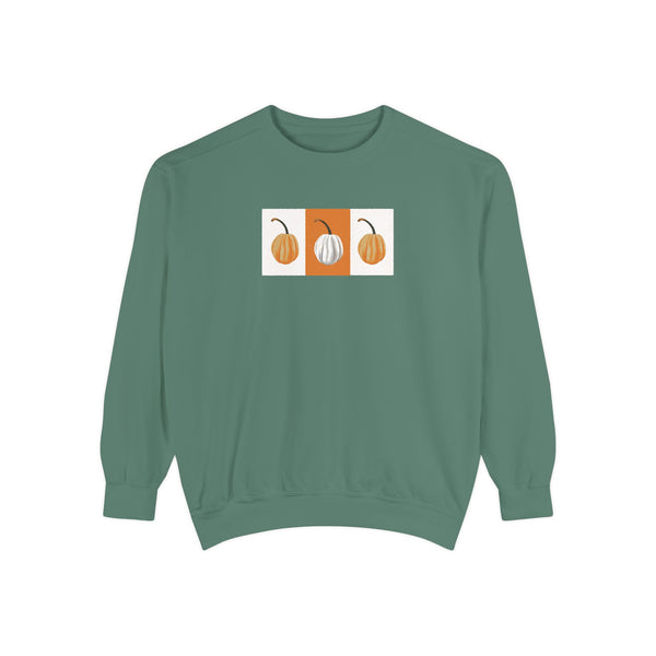 Copy of Cozy Autumn Pumpkin Sweatshirt, Unisex Fall Apparel, Perfect for Thanksgiving, Halloween Sweatshirt, Casual Pumpkin Design